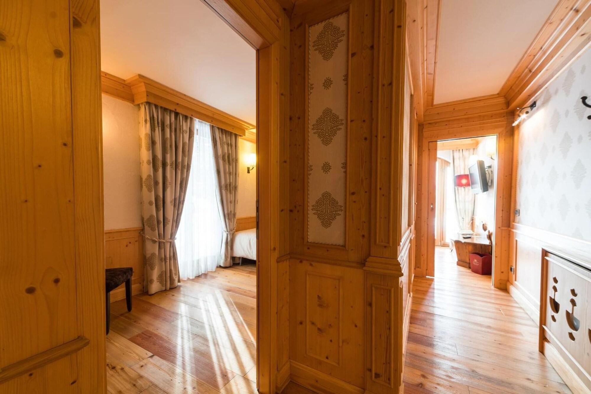 Hotel Cristal Palace 4*