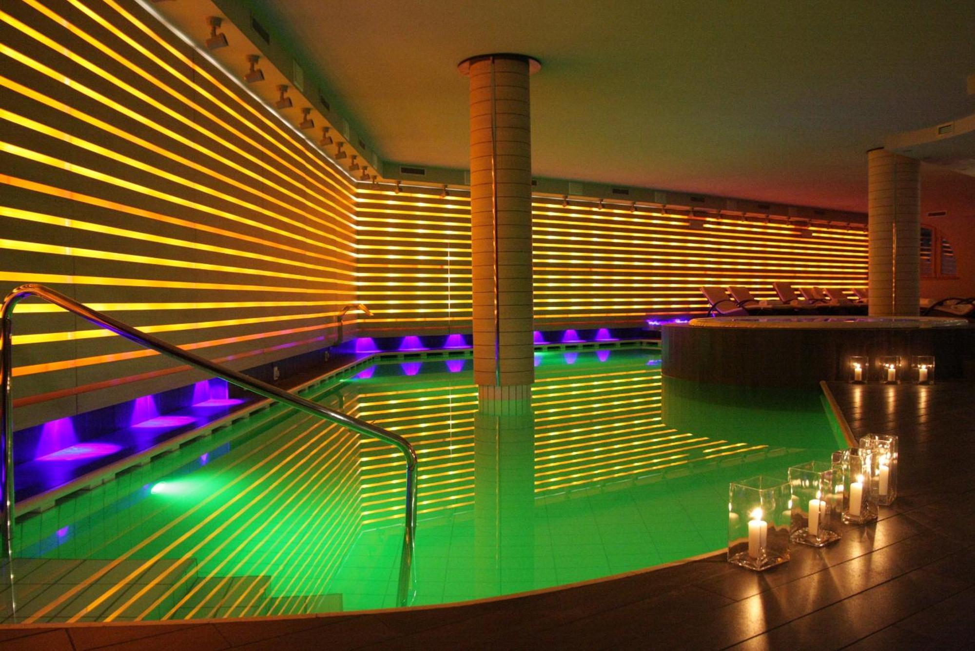 Hotel Cristal Palace Madonna